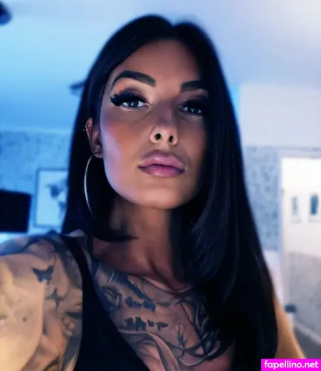 Syiiiaaa OnlyFans Thumbnail #1EyXYyTYPo