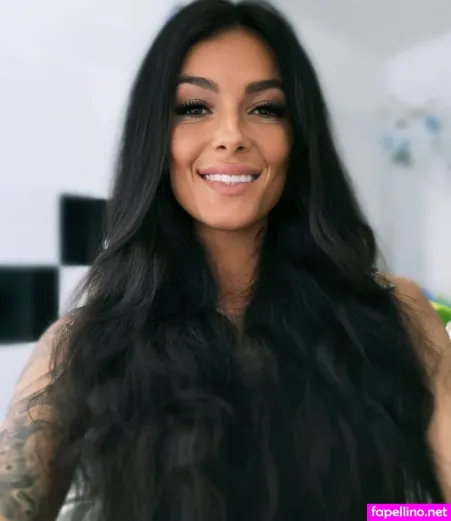 Syiiiaaa OnlyFans Thumbnail #IHNWtNoWkk