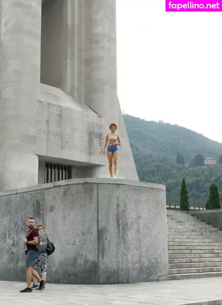 Sylvia Belotti OnlyFans Thumbnail #a4mqYJh6tl