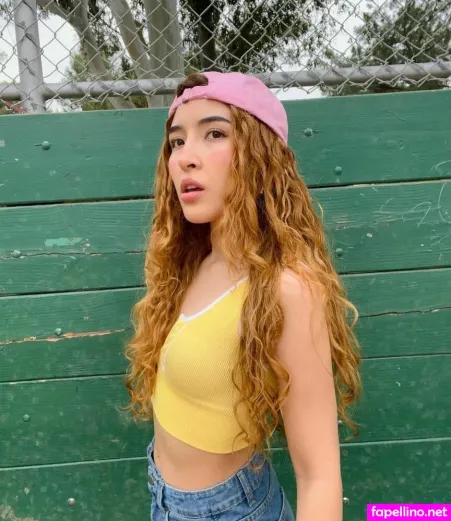 Sylvia Mari Claire OnlyFans Thumbnail #FdIj8DHLck