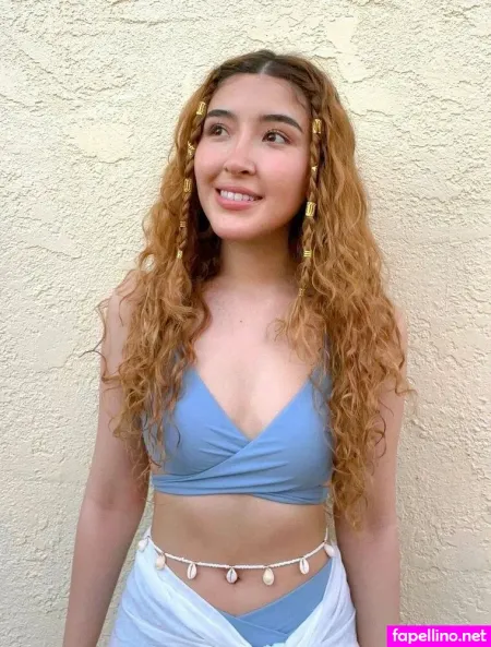 Sylvia Mari Claire OnlyFans Thumbnail #mAHASbHcuX