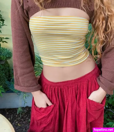 Sylvia Mari Claire OnlyFans Thumbnail #rwlknUF7Q4