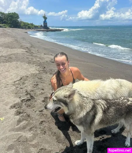 Sylvia Putz OnlyFans Thumbnail #Au20nwFsGY