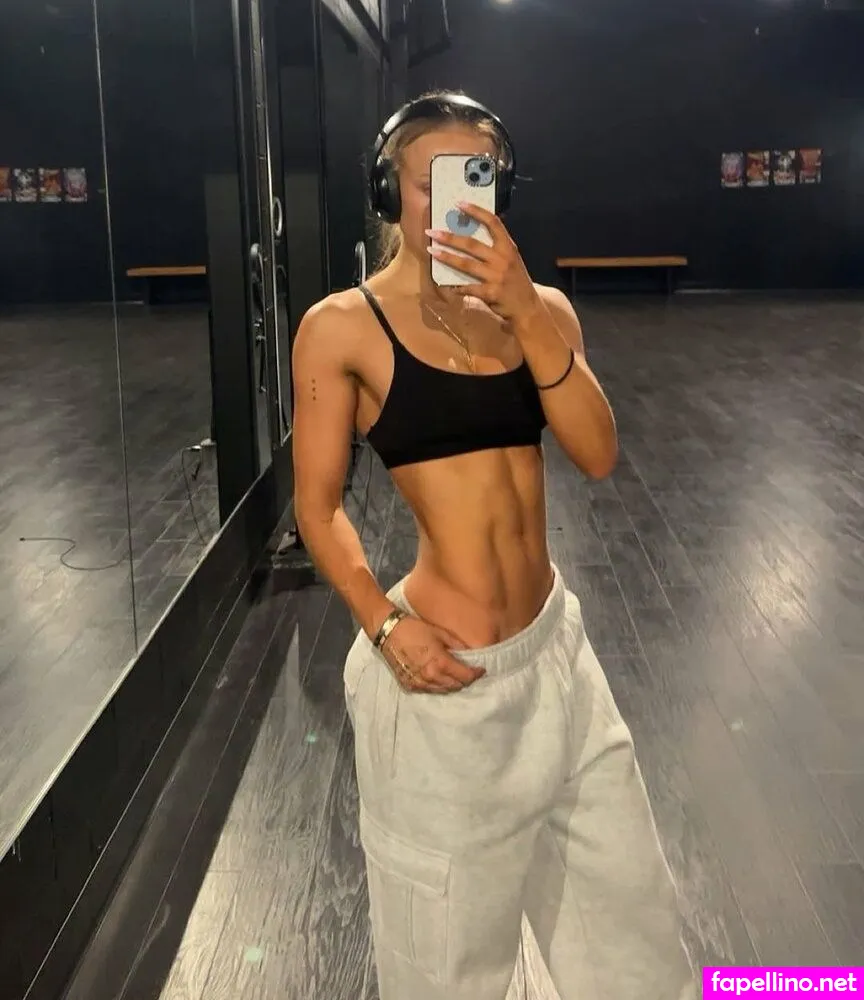 sylv.putz Nude Leaked OnlyFans Photo #MXq1m8ZWFW