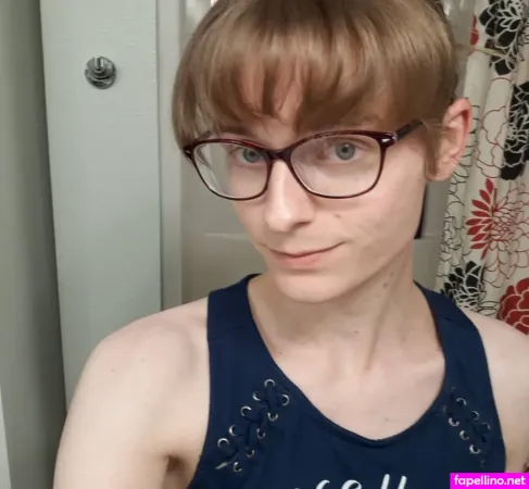 Sylvia Switch OnlyFans Thumbnail #1VPsYUo75S