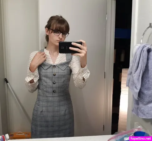 Sylvia Switch OnlyFans Thumbnail #40sxS8BWoY