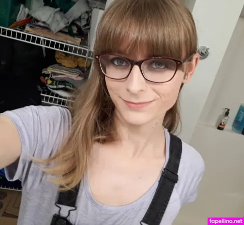 Sylvia Switch OnlyFans Thumbnail #Bi5Fr2HgFM