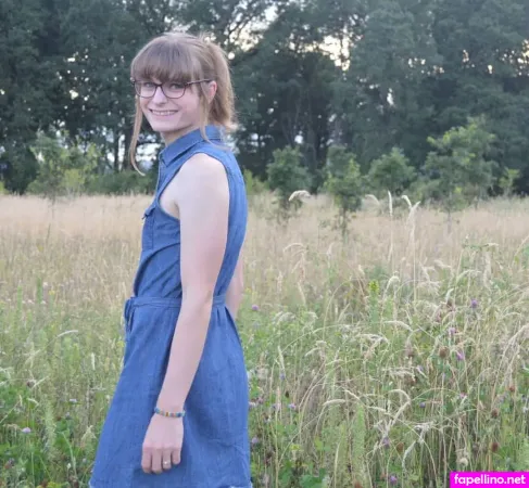 Sylvia Switch OnlyFans Thumbnail #HfZujWYcyc