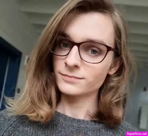 Sylvia Switch OnlyFans Thumbnail #M7ciS0ixCO