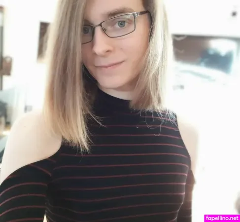 Sylvia Switch OnlyFans Thumbnail #UF9pti5mdy