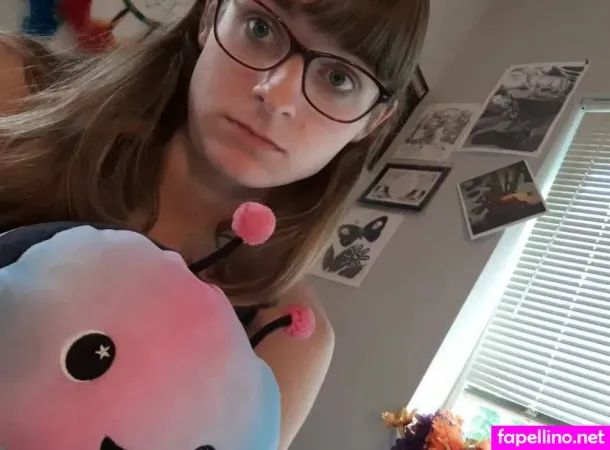 Sylvia Switch OnlyFans Thumbnail #s5fY9YpoFN