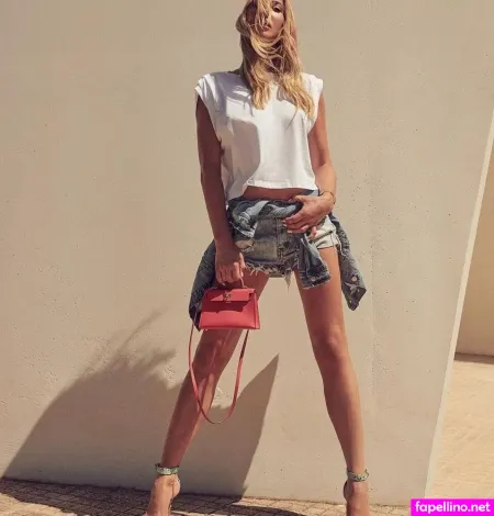 Sylvia Walker OnlyFans Thumbnail #pwF31G6k6P