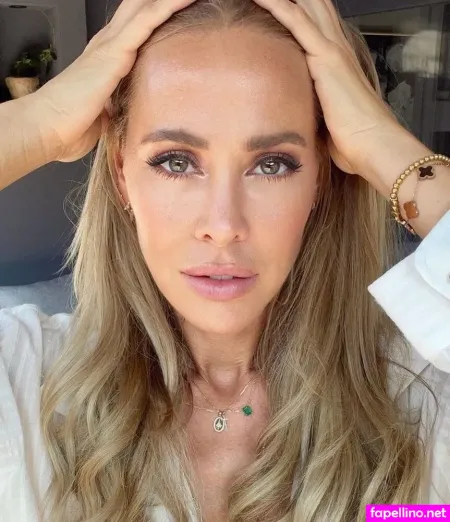 Sylvia Walker OnlyFans Thumbnail #xjZZ7tOY7P