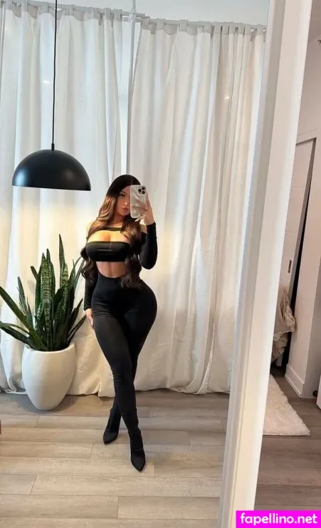 Sylvia Yasmina OnlyFans Thumbnail #N2PfA1QU9d