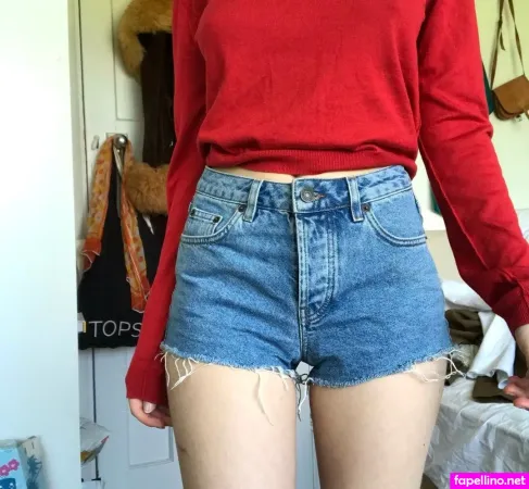 Sylvie Beam OnlyFans Thumbnail #w4DmGz25Qt