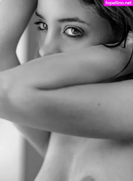 Sylvie Feral OnlyFans Thumbnail #7aj28Qn0dx