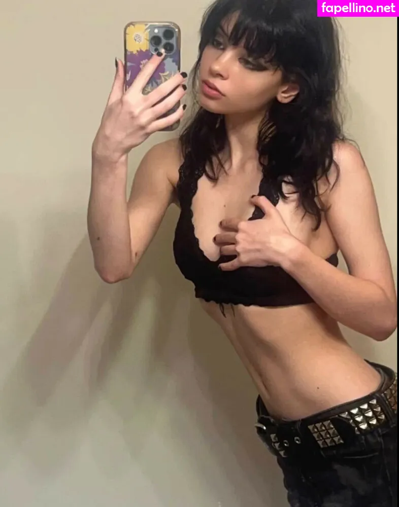 sylvie_goldengirl Nude Leaked OnlyFans Photo #OG47optQsg