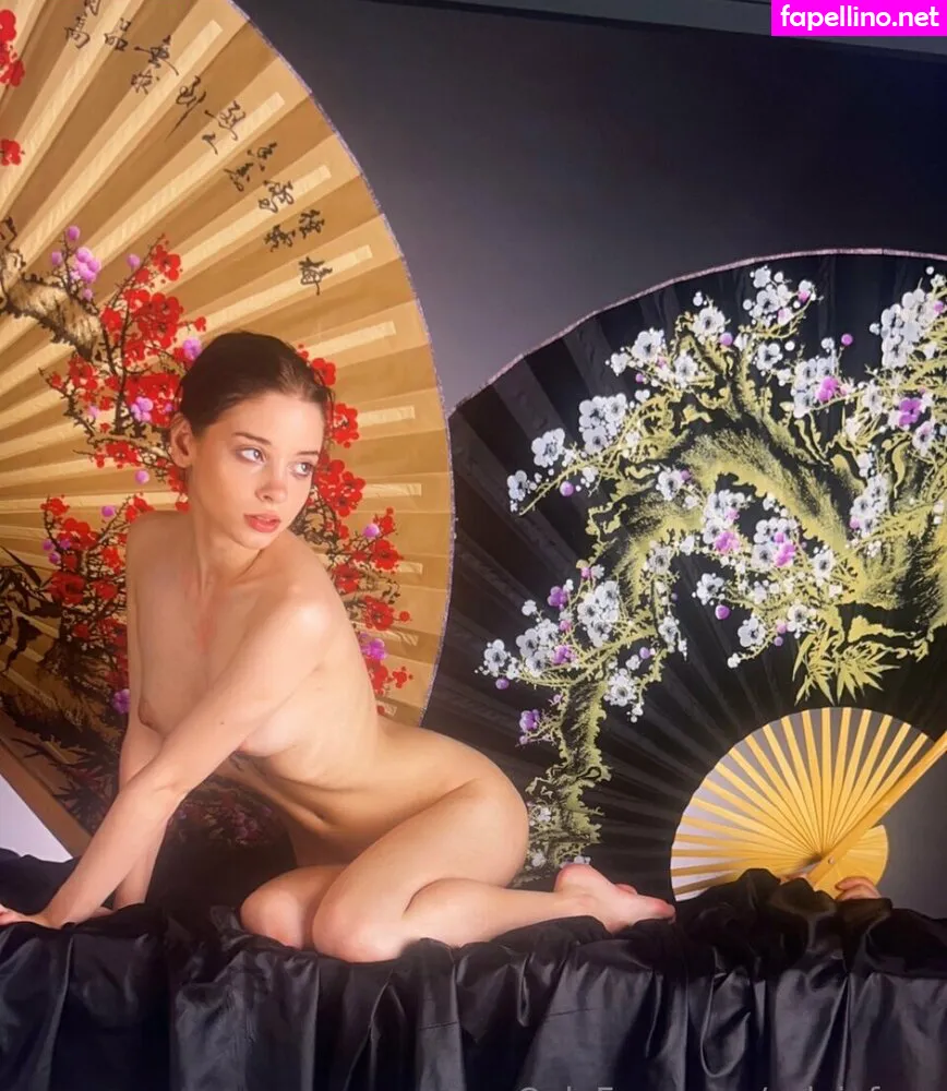 sylvie_goldengirl Nude Leaked OnlyFans Photo #WBnlIAMdW5