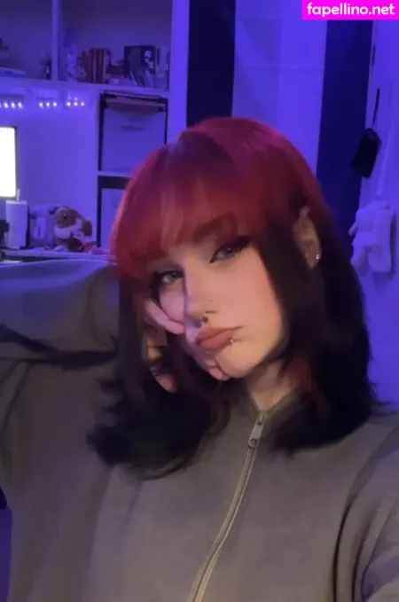 Sylvieexo OnlyFans Thumbnail #Jhdr1WMYsX