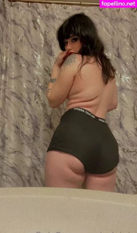 Sylvipix OnlyFans Thumbnail #NMUXz0frgW