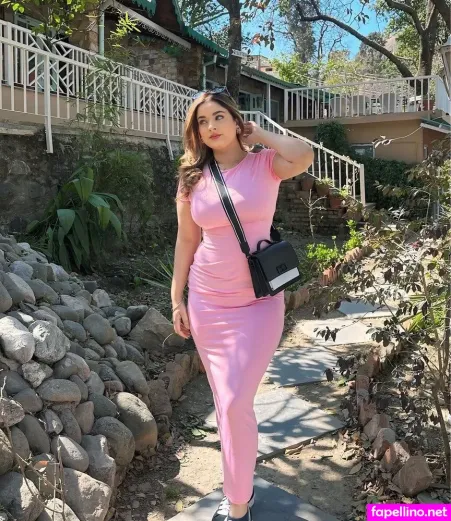 Syma Verma OnlyFans Thumbnail #SbnlMGYSi0