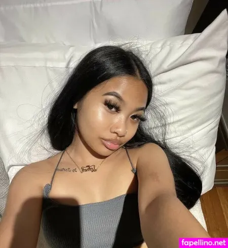 Symphanynyy OnlyFans Thumbnail #6CONocLX0P
