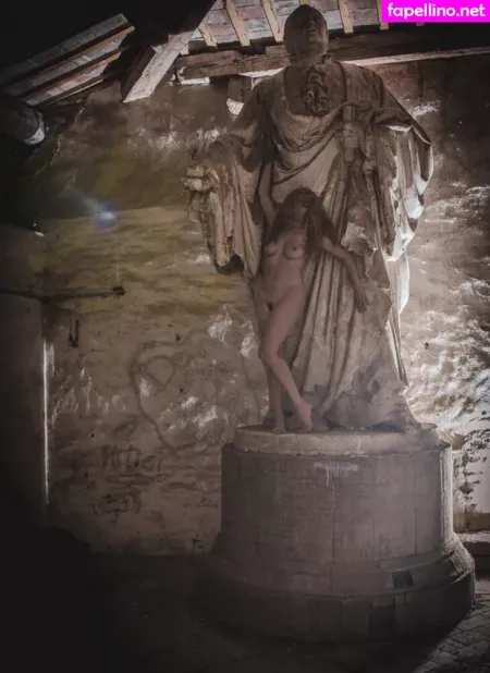 Symposiarcha OnlyFans Thumbnail #KpNLCk61Eo