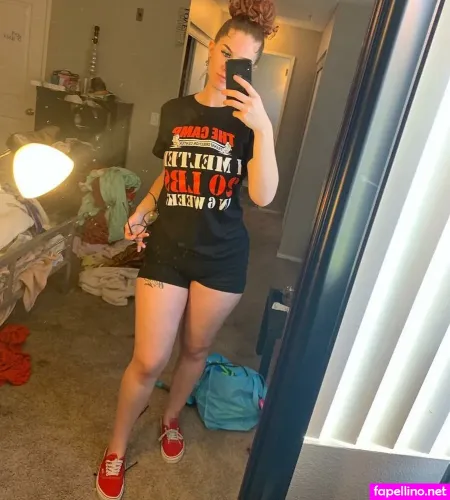 Syrenserene OnlyFans Thumbnail #IKqC4ha09Q