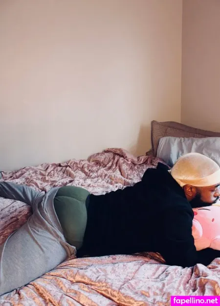 Syrr3n OnlyFans Thumbnail #Kf4OHdFvQ3