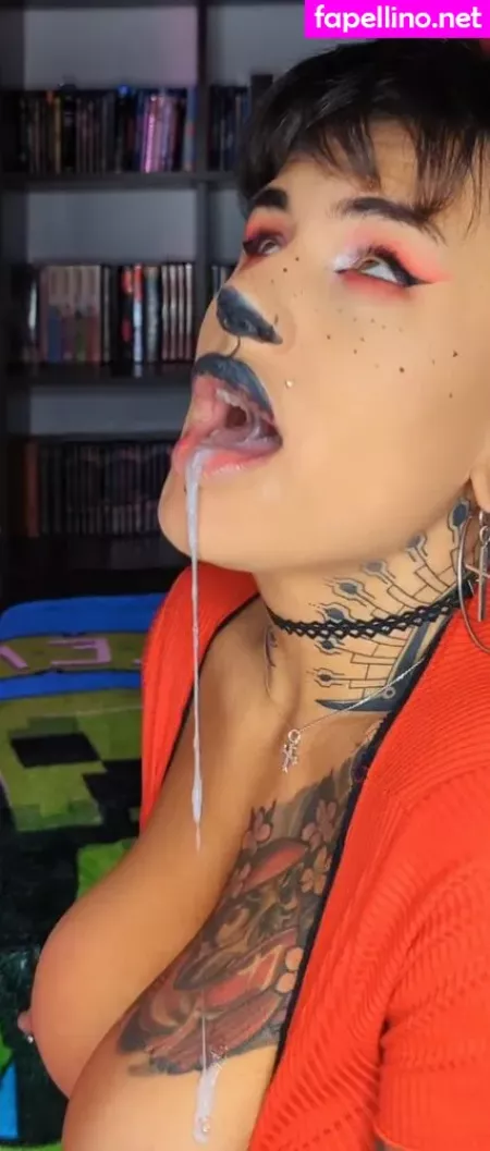 Sz Kul OnlyFans Thumbnail #Ym8P9UwIAM