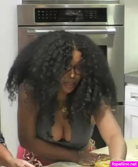 Sza Solana Rowe Main Profile Photo