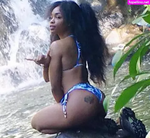 Sza OnlyFans Thumbnail #LYl0isRC7i