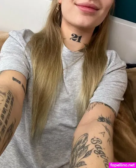 Szaszybaby OnlyFans Thumbnail #pQ8nFOhrpj