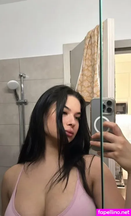 Szevelinn OnlyFans Thumbnail #2HkW5bcVTR