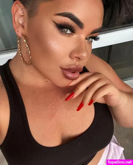 Szidi Lila OnlyFans Thumbnail #mnoT7Ujxta