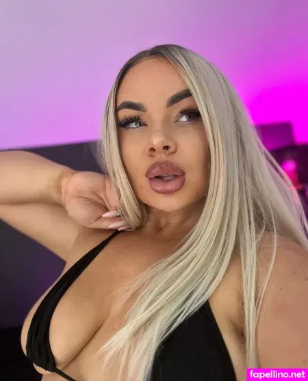 Szidi Lila OnlyFans Thumbnail #vcMN24JqoU