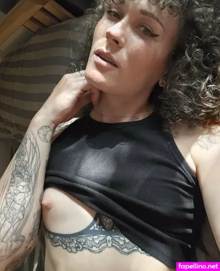 T Lili OnlyFans Thumbnail #hg2Okd2vAt