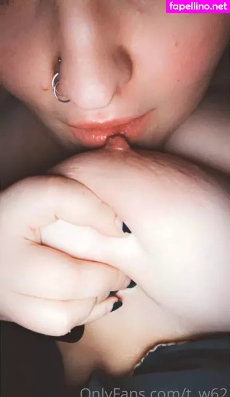 T W62 OnlyFans Thumbnail #4xgiW6TM2y