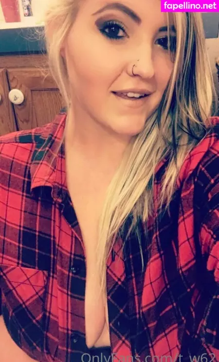 T W62 OnlyFans Thumbnail #J0d8Guipaj