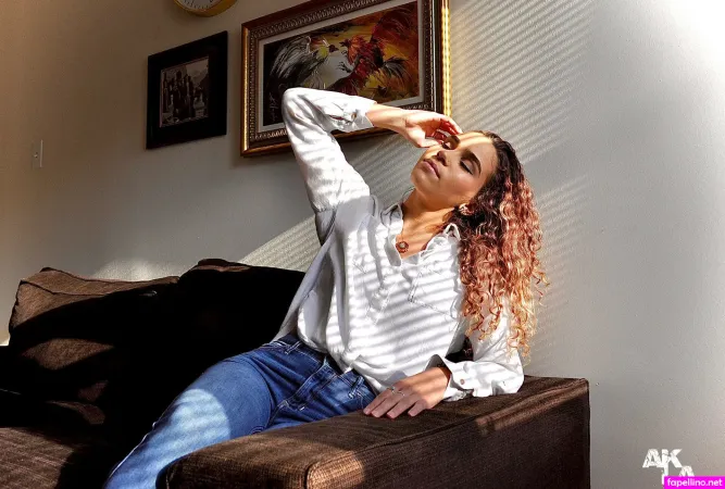 T0pc0ntent OnlyFans Thumbnail #03AW0Trszb