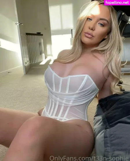 T33n Sophie OnlyFans Thumbnail #vqdYitk5Xb