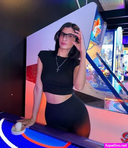 Tabaardestani Main Profile Photo