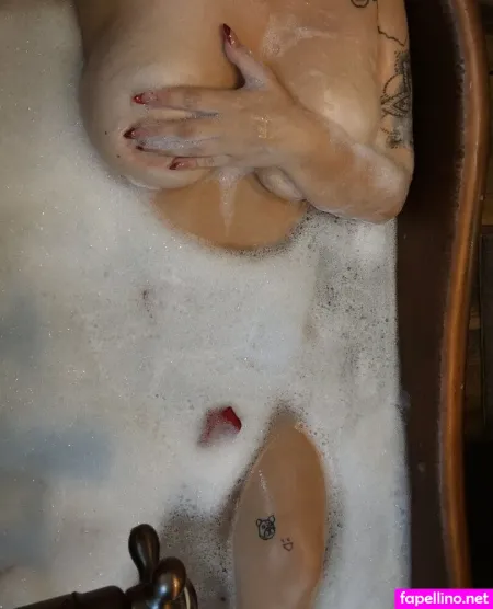 Tabbbethaaafree OnlyFans Thumbnail #Hz9EtYAElU