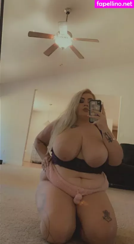 Tabbyvonxxx OnlyFans Thumbnail #U8391B2esM