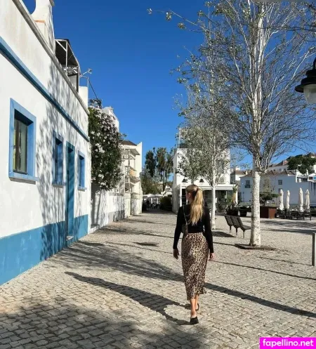 Tabea Querida OnlyFans Thumbnail #WIWD3XRm4j