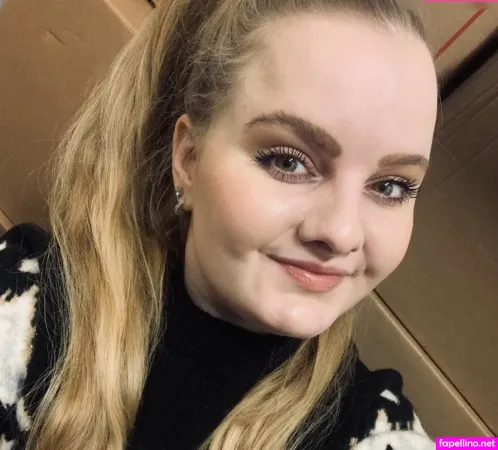 Tabeafevrie OnlyFans Thumbnail #Rew5lU9gaH