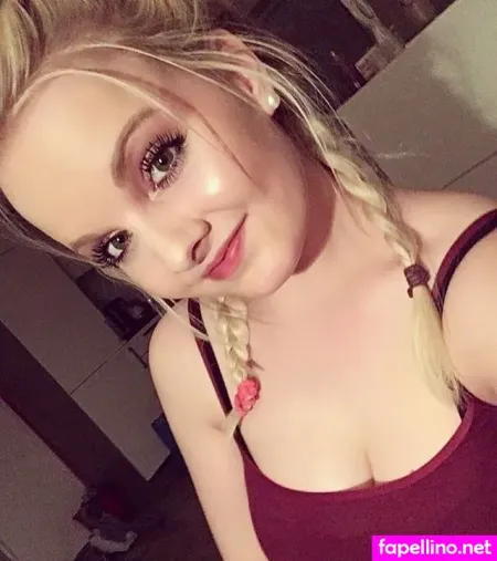 Tabeafevrie OnlyFans Thumbnail #vTEWd9JTeb