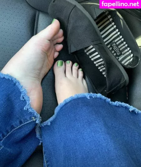 Tabitha Toes OnlyFans Thumbnail #3v34rP5ebk