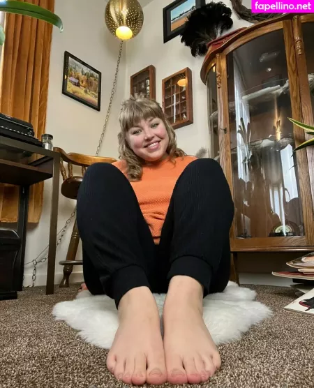 Tabithatoesfree OnlyFans Thumbnail #0zHb9q0hZL