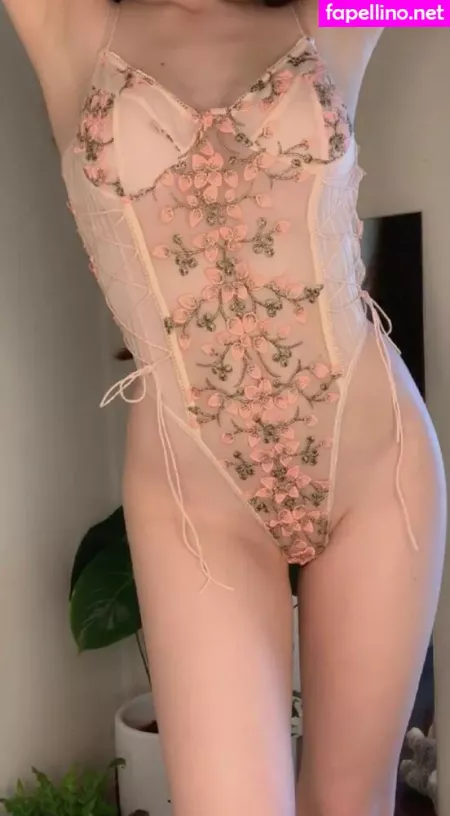 Tabootie OnlyFans Thumbnail #9MxVdZcVQw